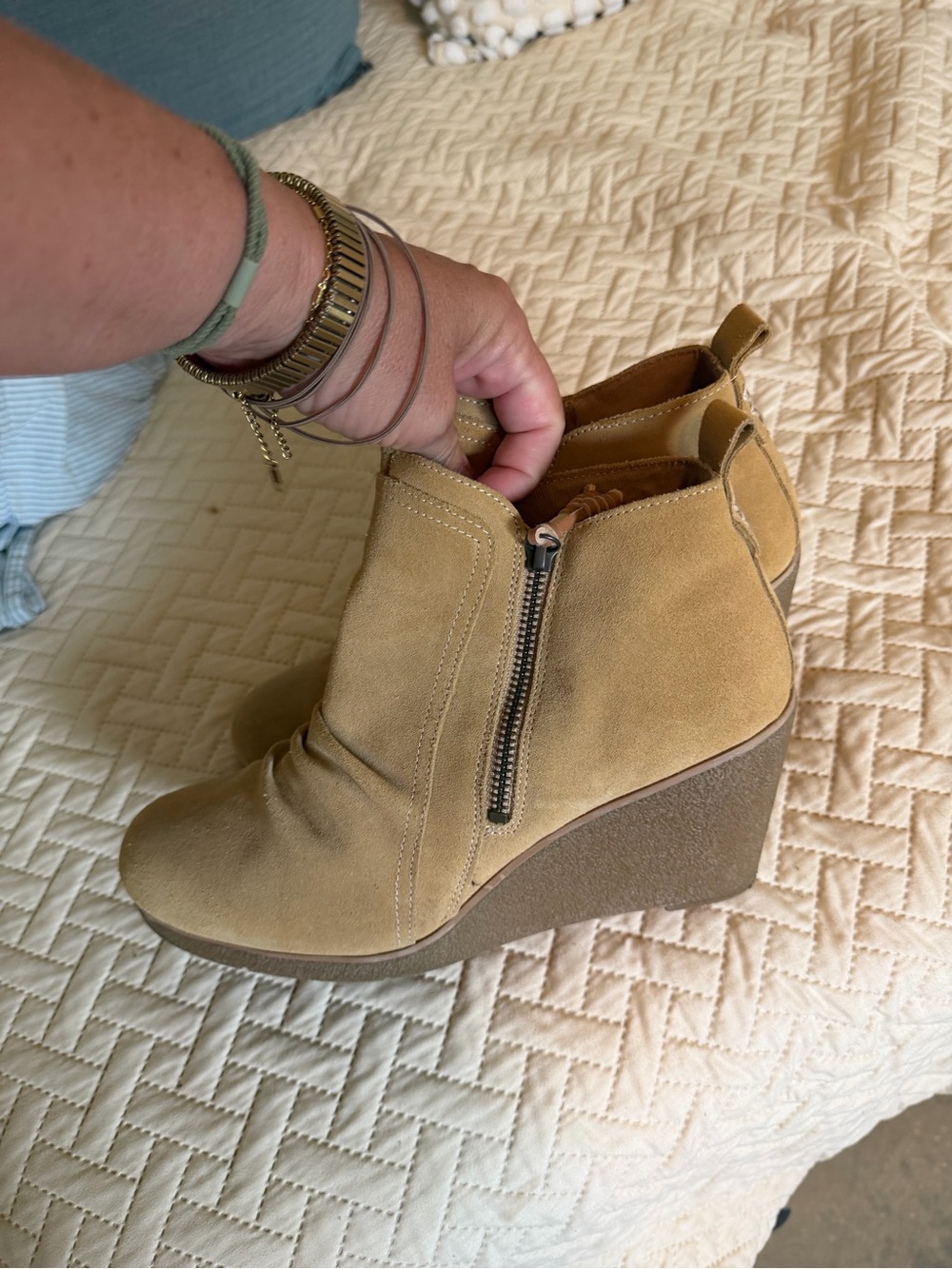 Wedge booties - Picture 2 of 6